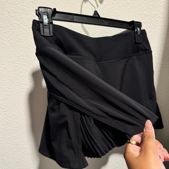Lululemon Play Off the Pleats Skirt - Picture 3 of 5